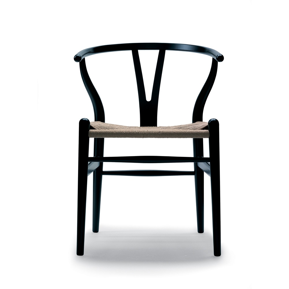 CH24 Wishbone Chair in Oak designed by Hans J. Wegner for Carl Hansen and Son