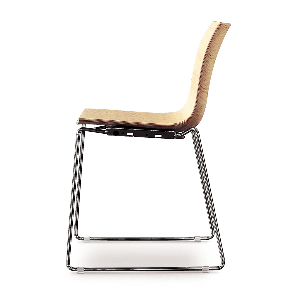 CAtifa 46 Sled Chair Arper wood