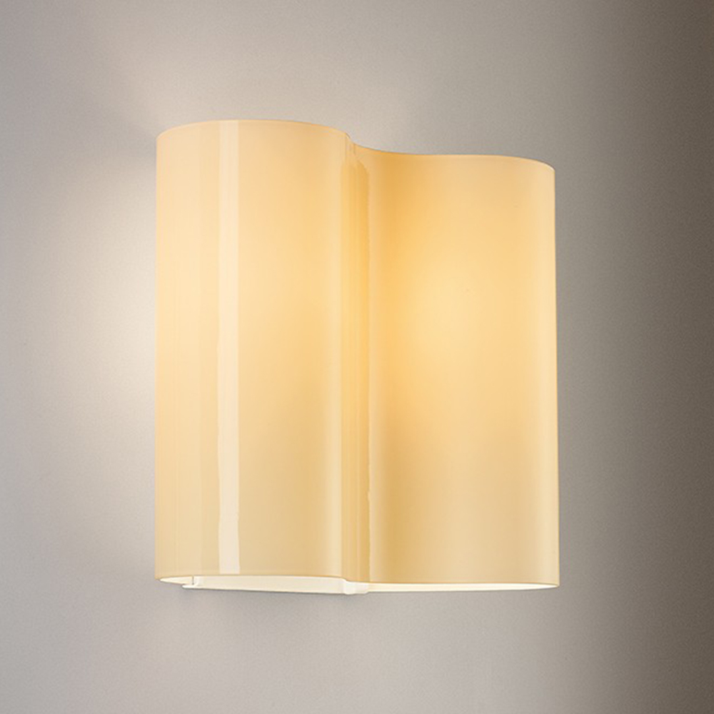 Double 07 wall light designed by Valerio Bottin for Foscarini.