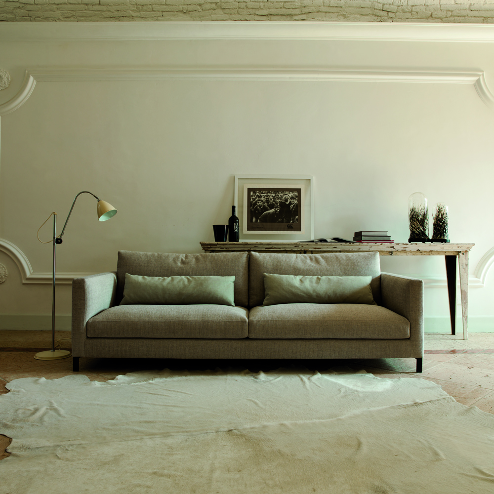 Hampton Sofa designed by CRD Verzelloni for Verzelloni