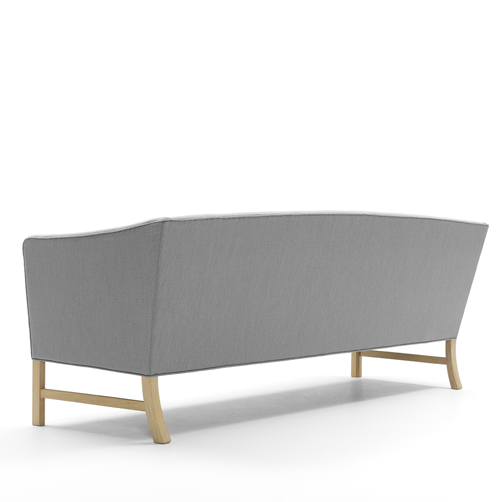 OW603 Sofa designed by Ole Wanscher, manufactured by Carl Hansen & Son
