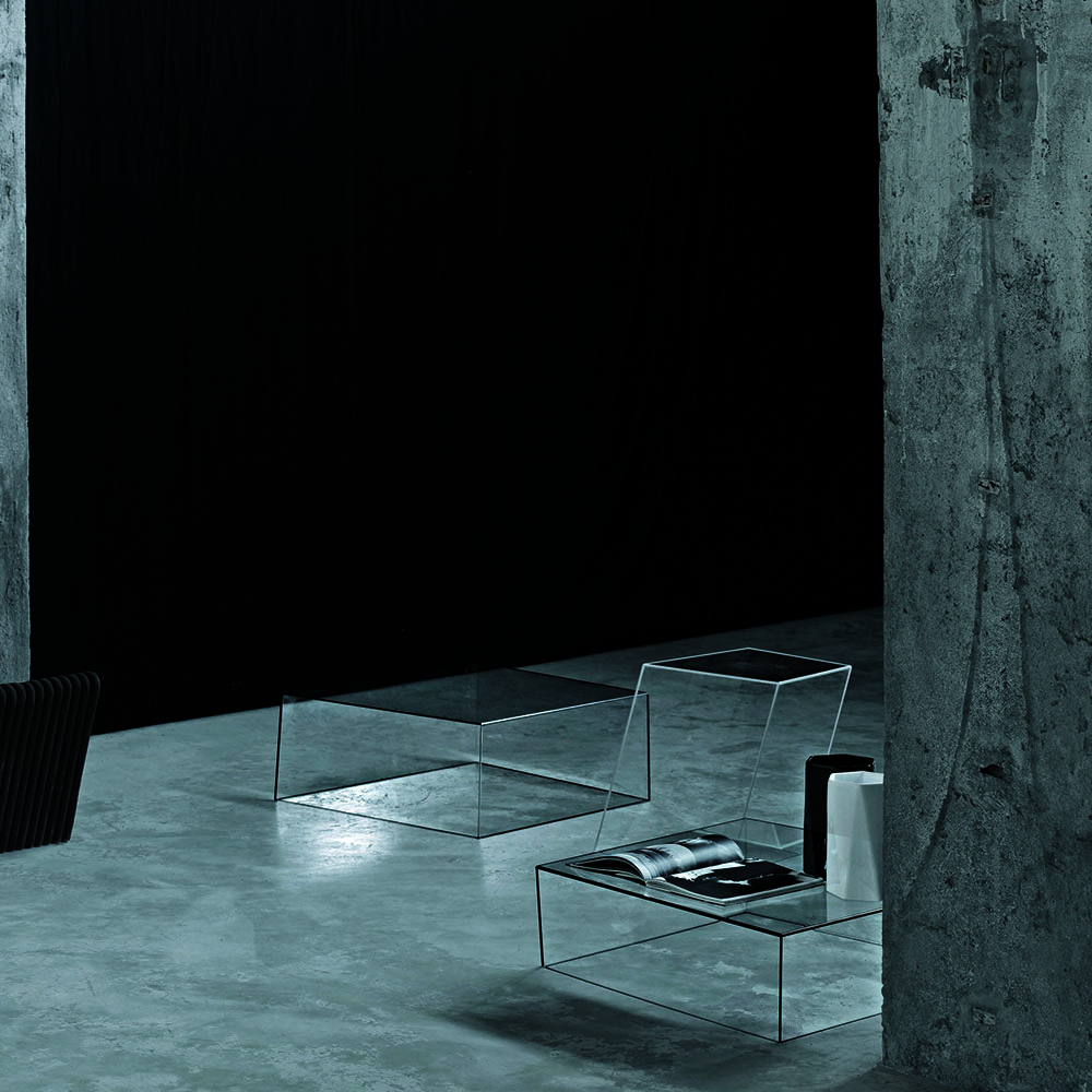 Wireframe occasional table collection designed by Piero Lissoni for Glas Italia.