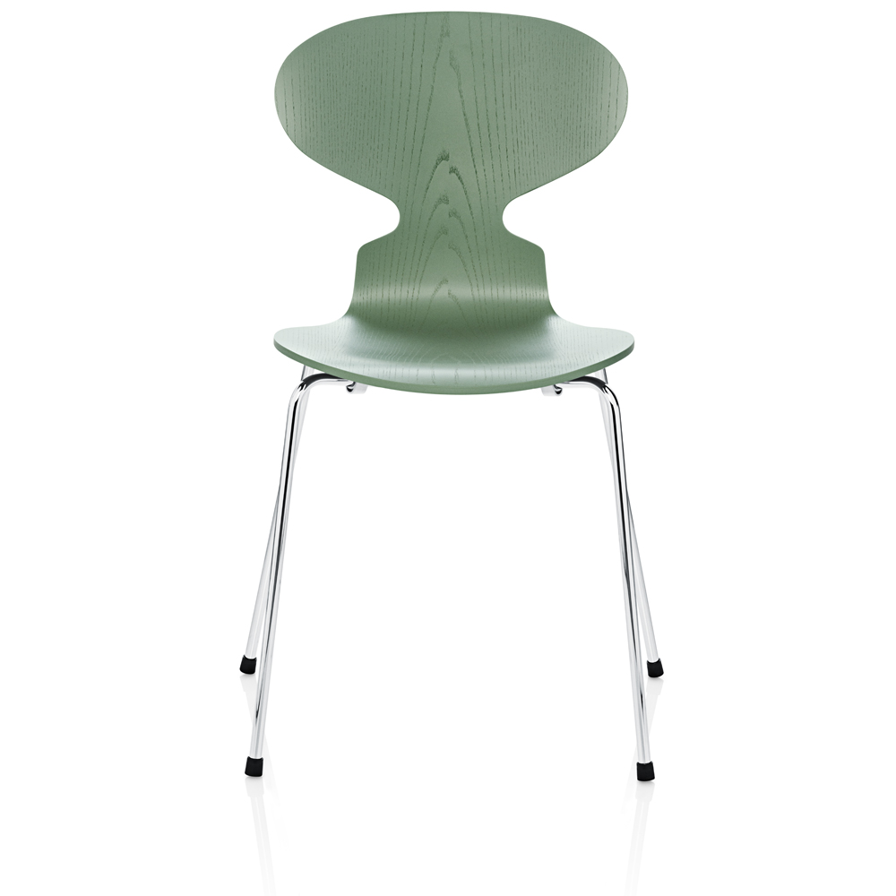 Ant chair designed by Arne Jacobsen for Fritz Hansen 