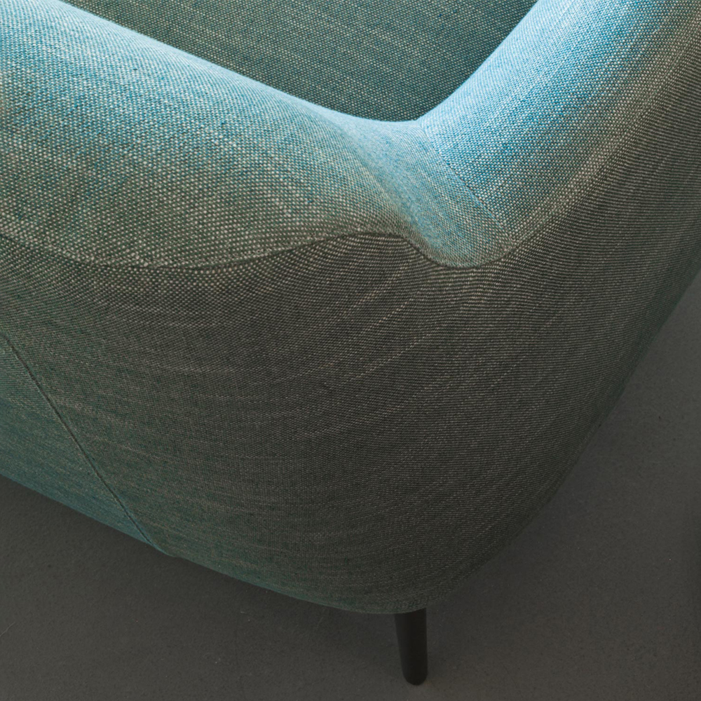 divanitas sofa lievore altherr molina verzelloni luxury italian upholstered lounge furniture suite ny blue detail