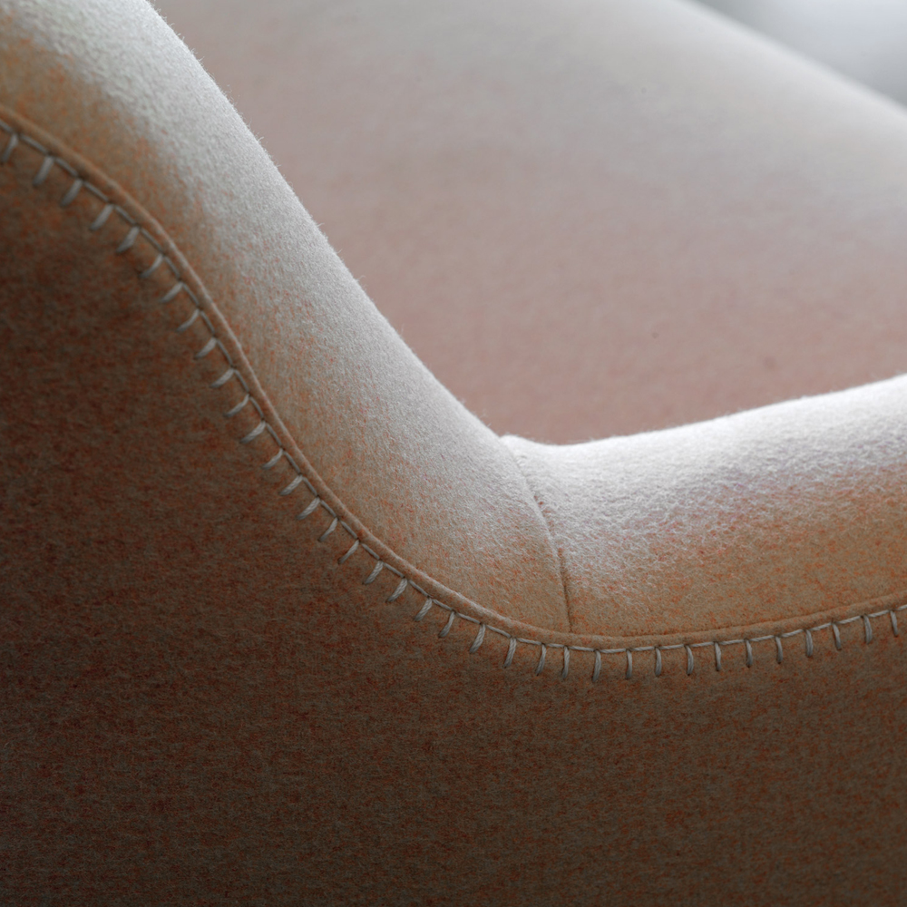 divanitas sofa lievore altherr molina verzelloni luxury italian upholstered lounge furniture suite ny pink detail