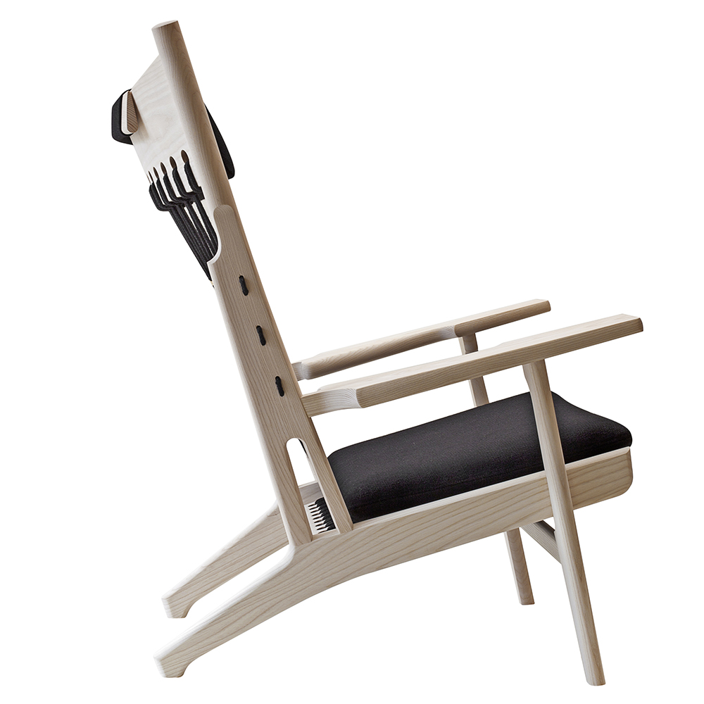 pp129 web chair hans j wegner pp mobler danish designer wooden easy chair cushions rope backing