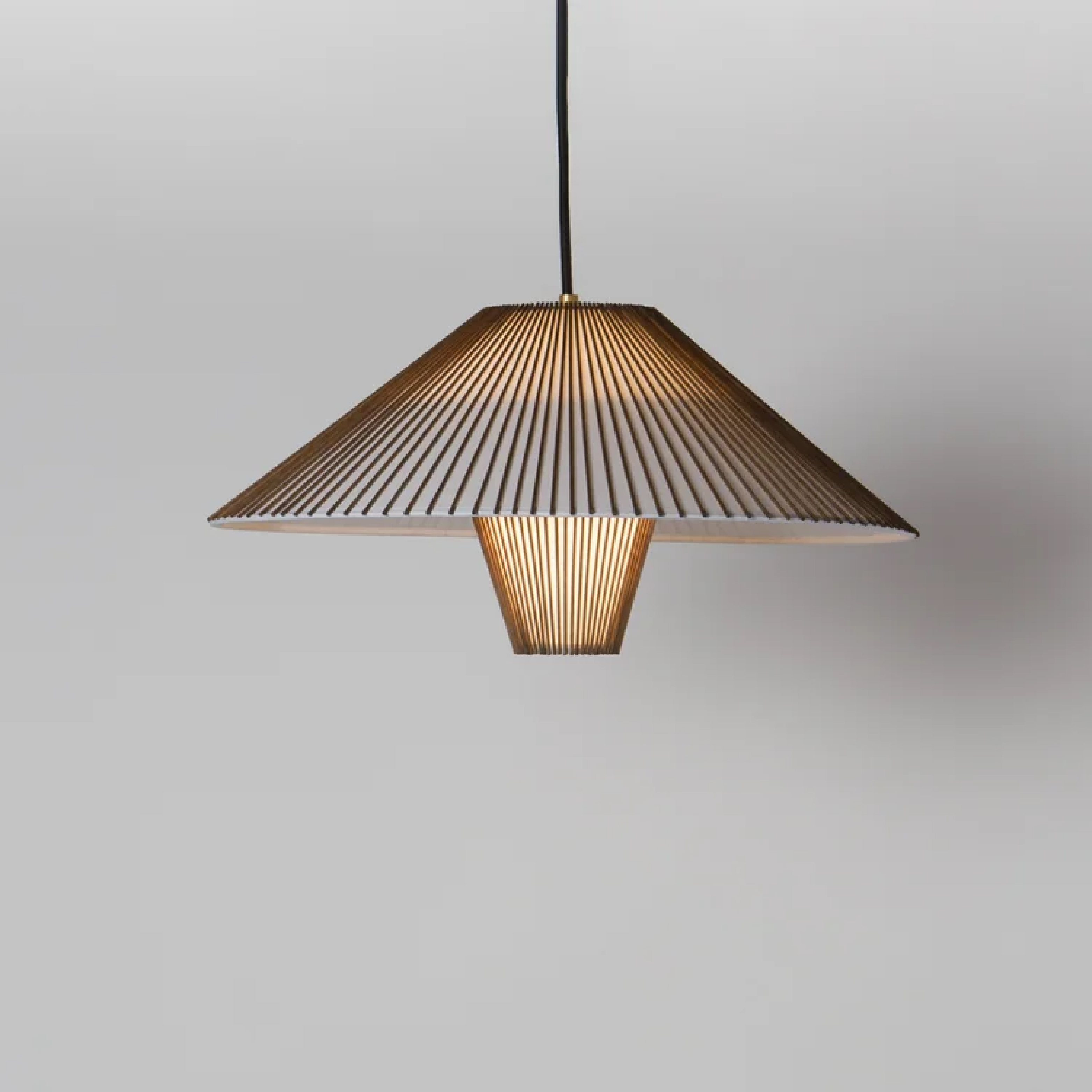 hires-smilow-lighting-pendant-square