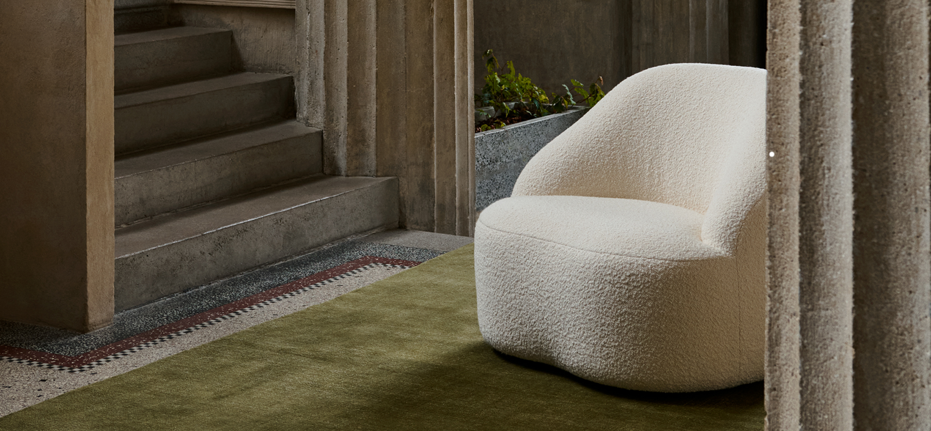 swivel-lounge-collection-header