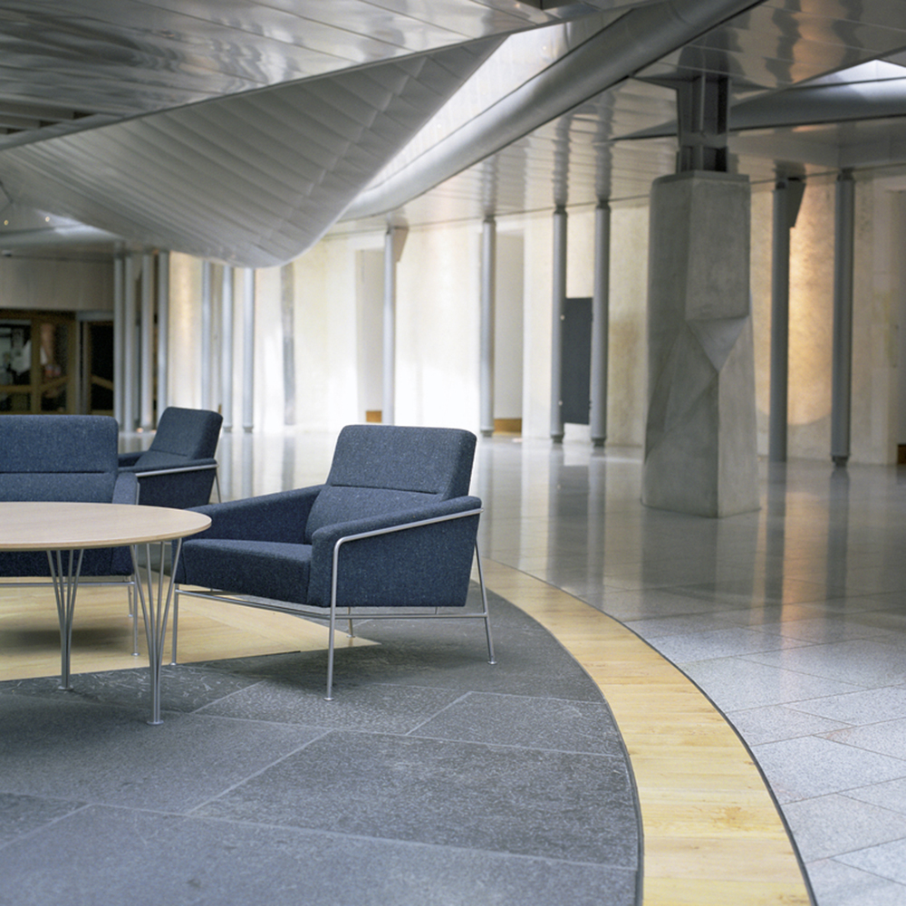Series 3300™ Lounge