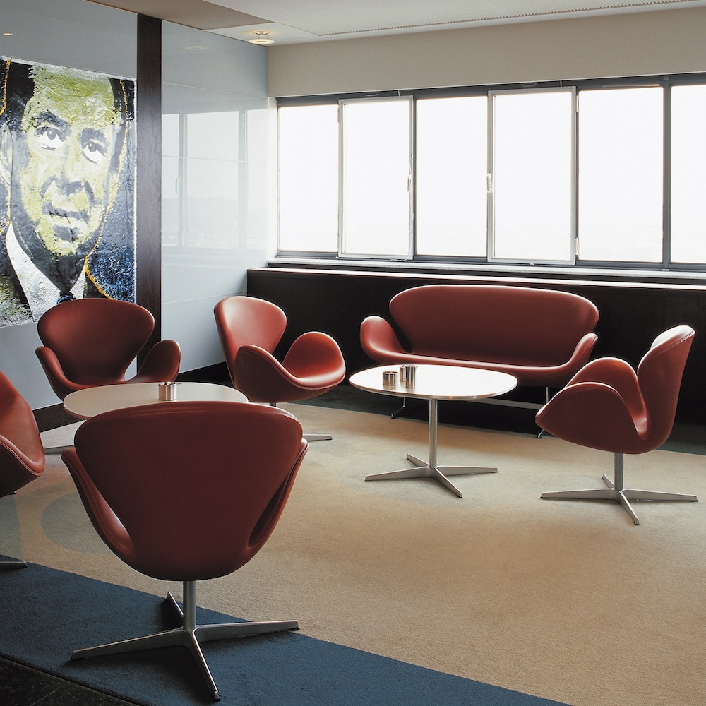 Swan™ Chair