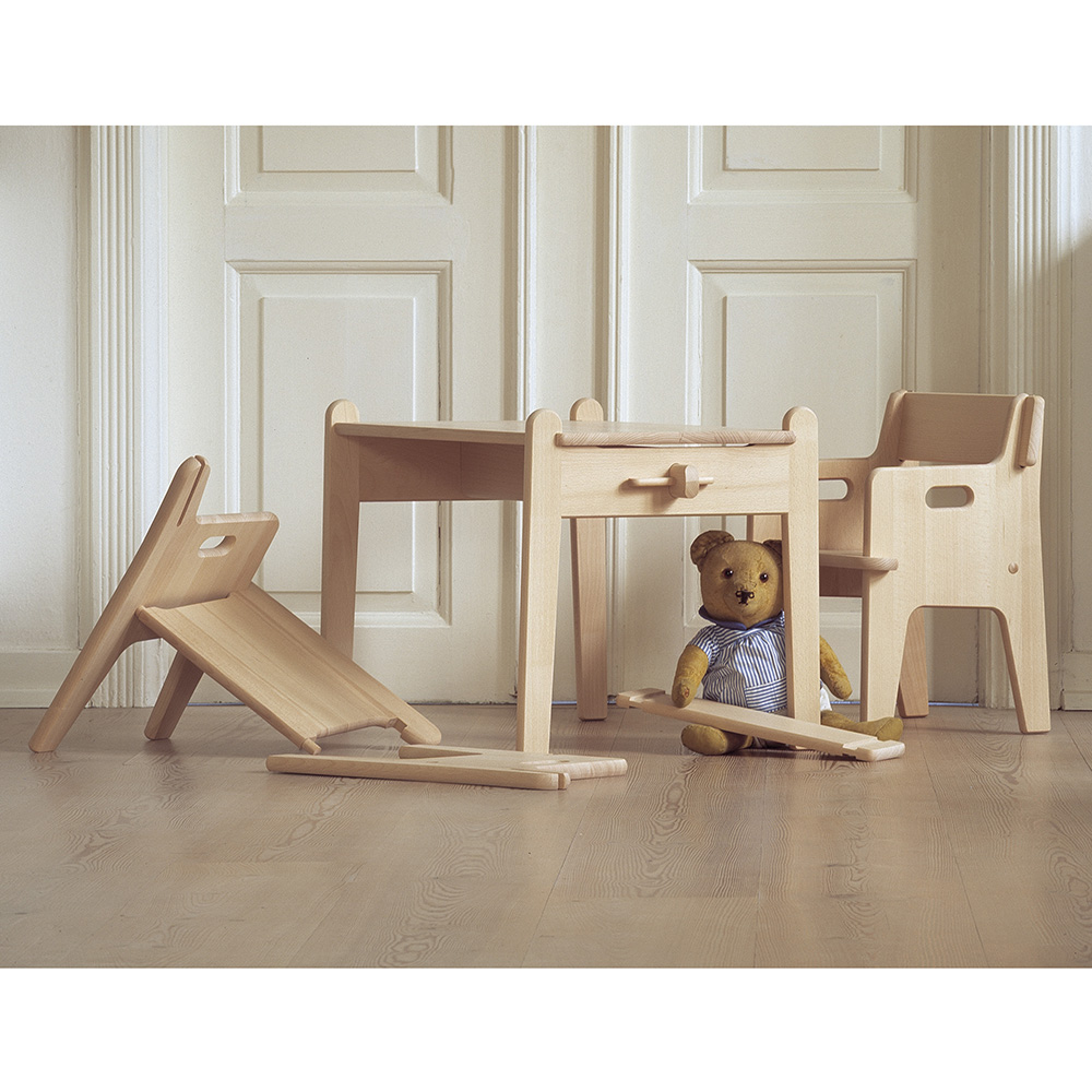 Peter's Table and Chair
