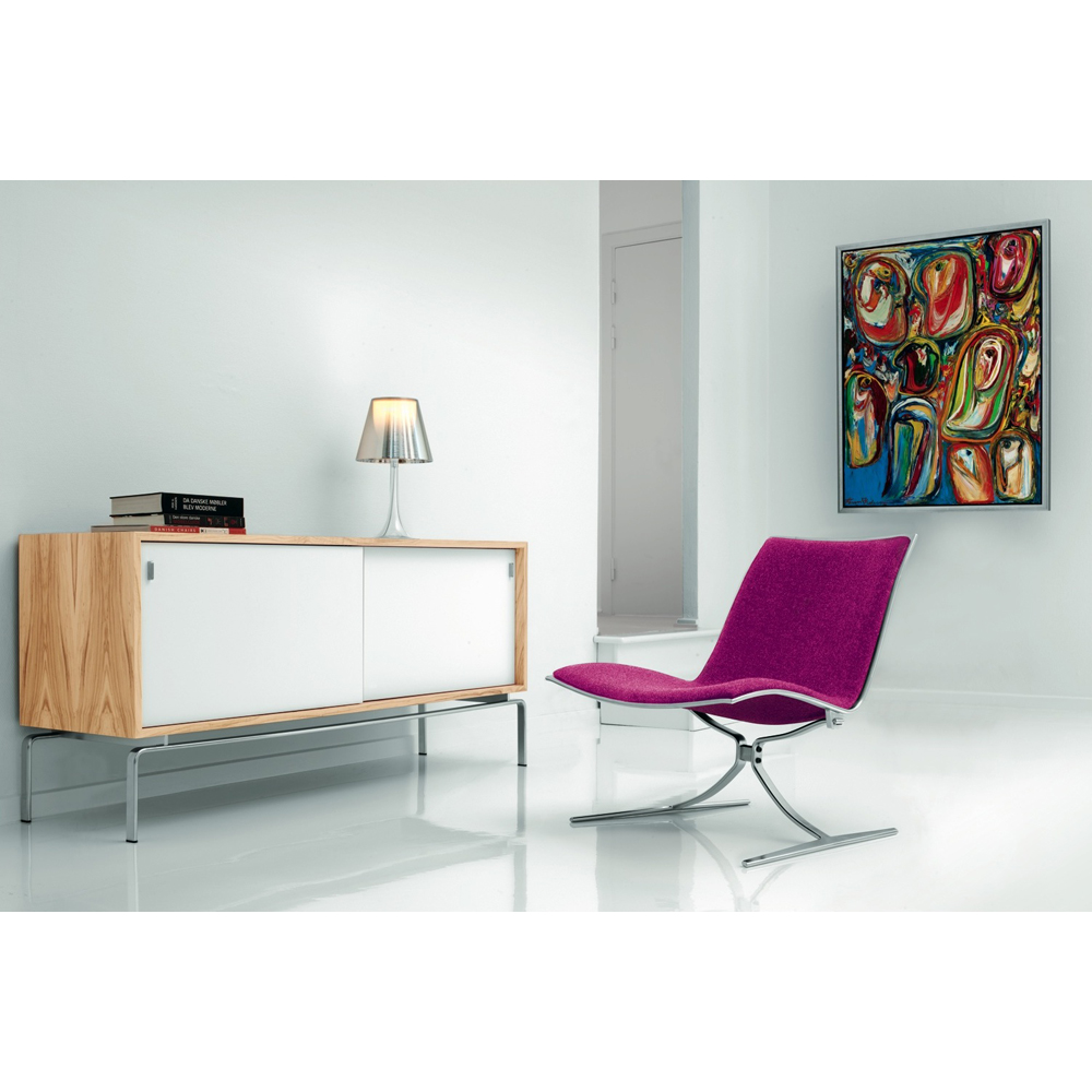JK 710 Skater Chair