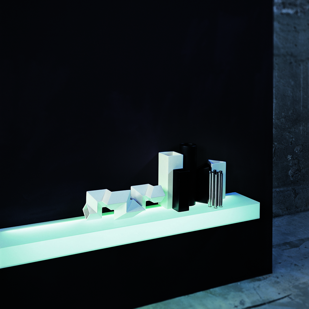Light-Light Shelf