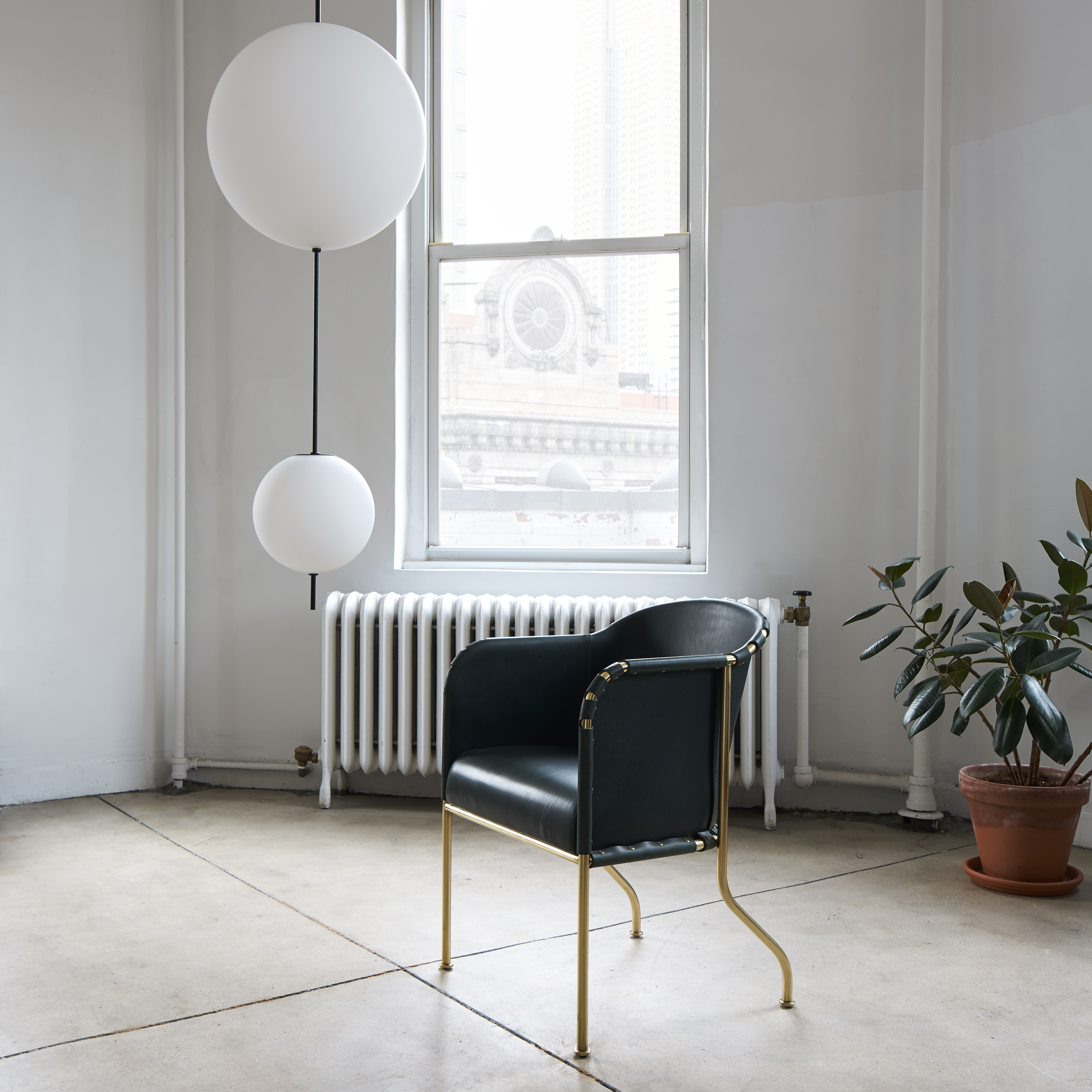 ambassad-chair-by-mats-theselius-photography-by-keith-greenbaum