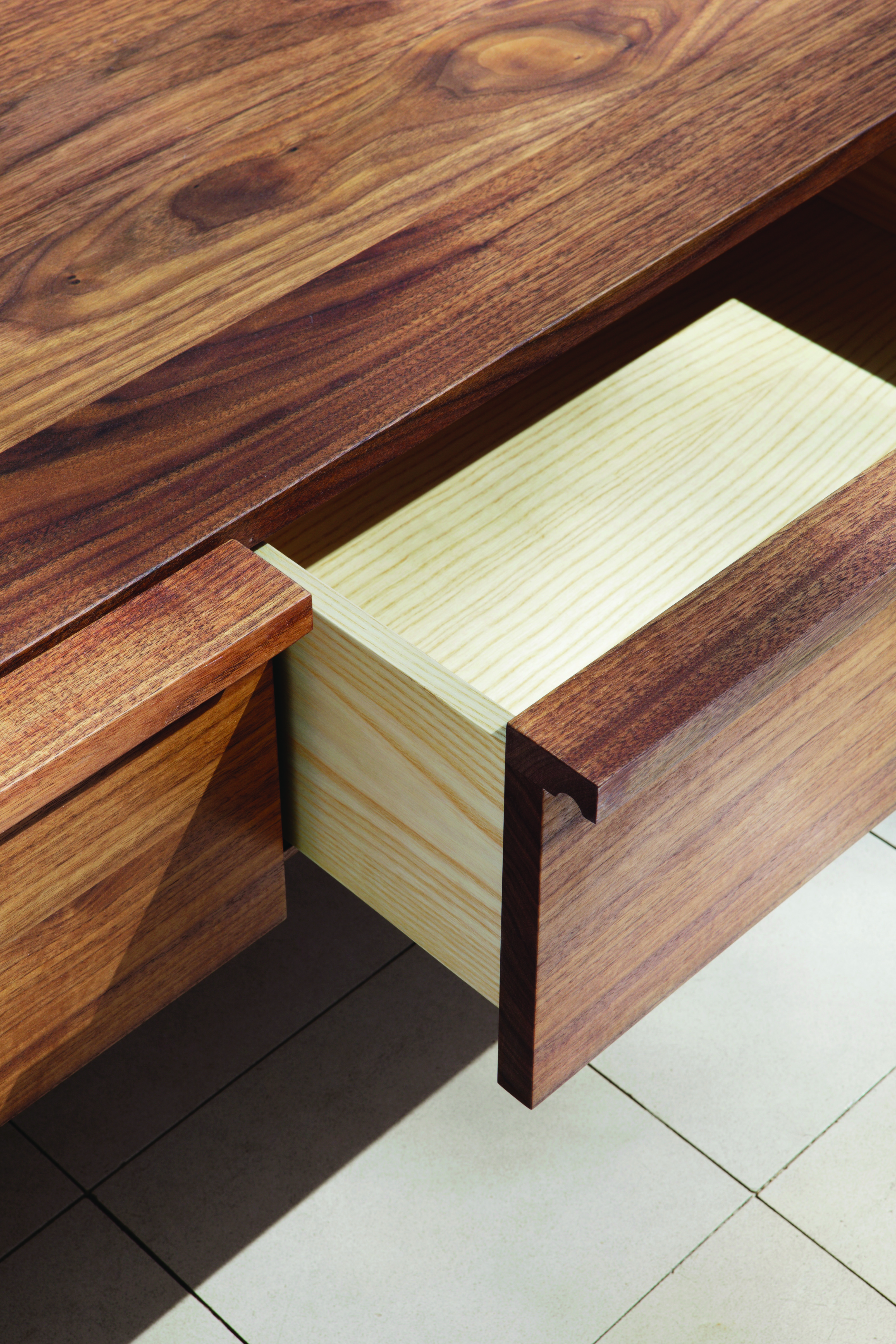 bassamfellows-cb-32l-wall-drawer-long-detail-in-solid-walnut