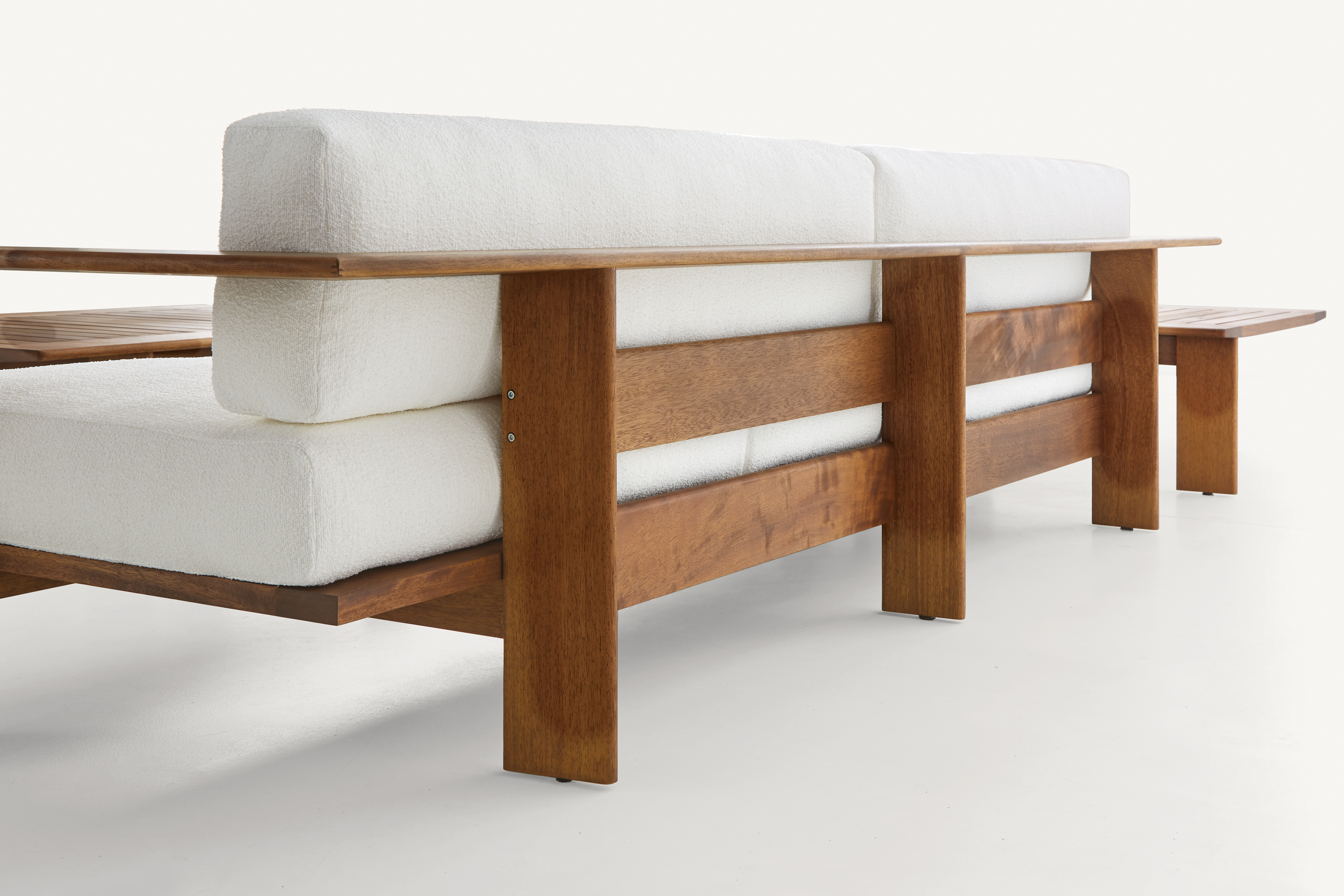 bassamfellows-cb-493a-rail-sofa-with-arms-and-cb-497m-rail-coffee-table-medium-in-iroko-back-a