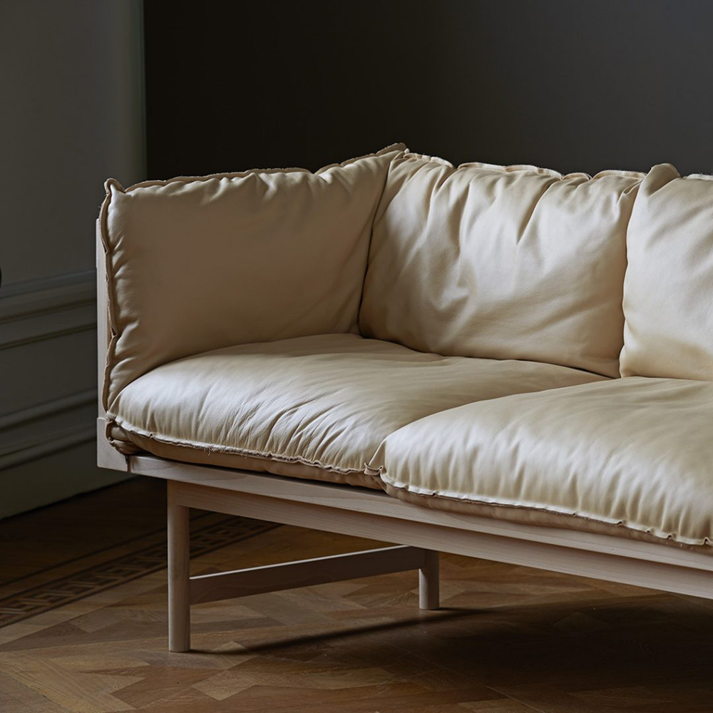 Bleck Sofa