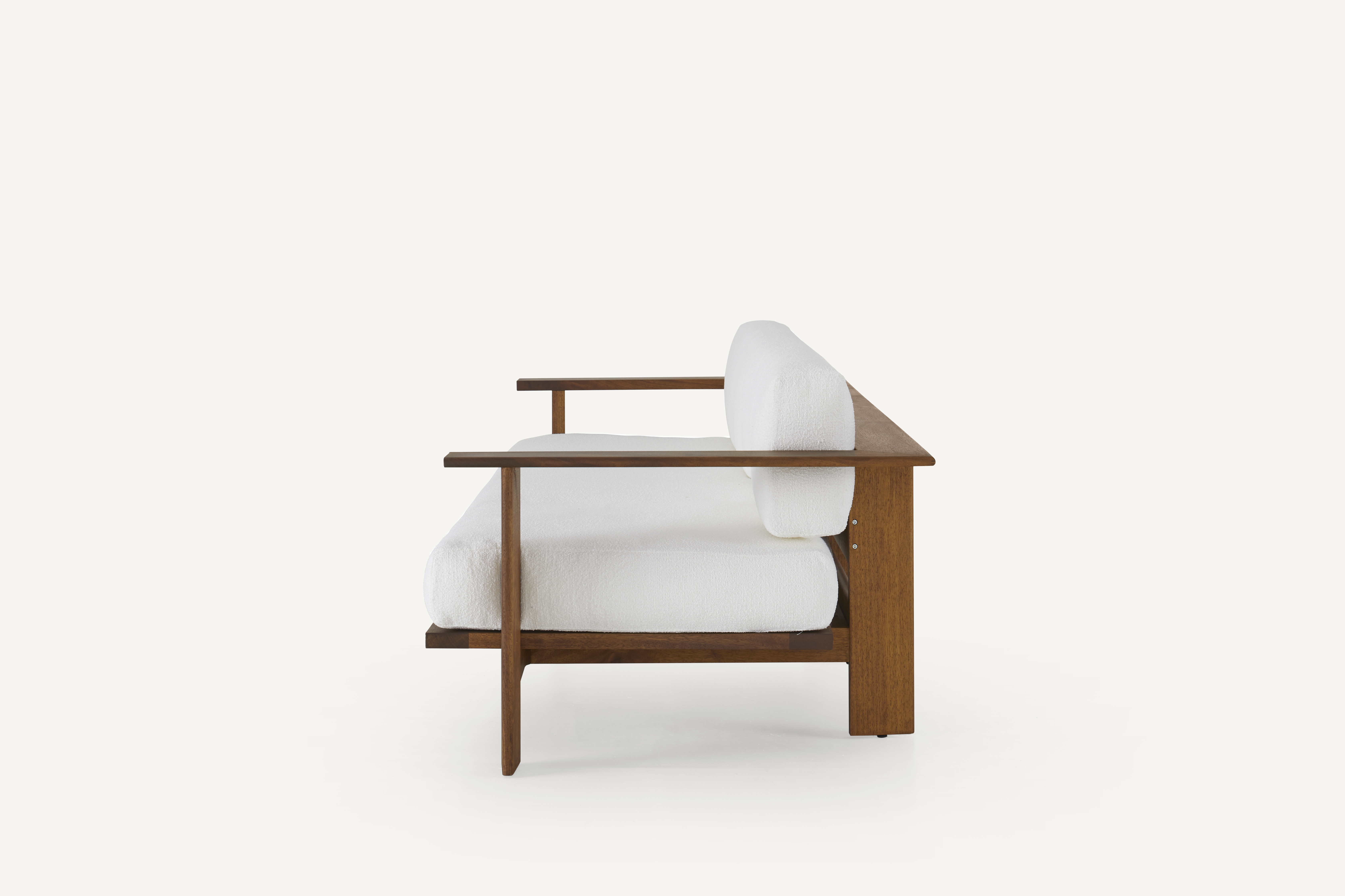 cb-493a-rail-sofa-with-arms-in-iroko-profile