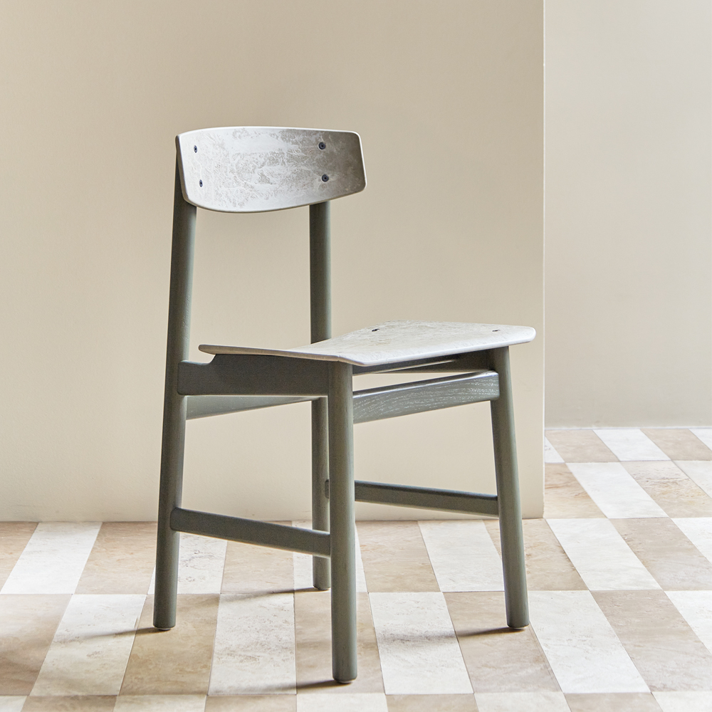 Conscious Chair