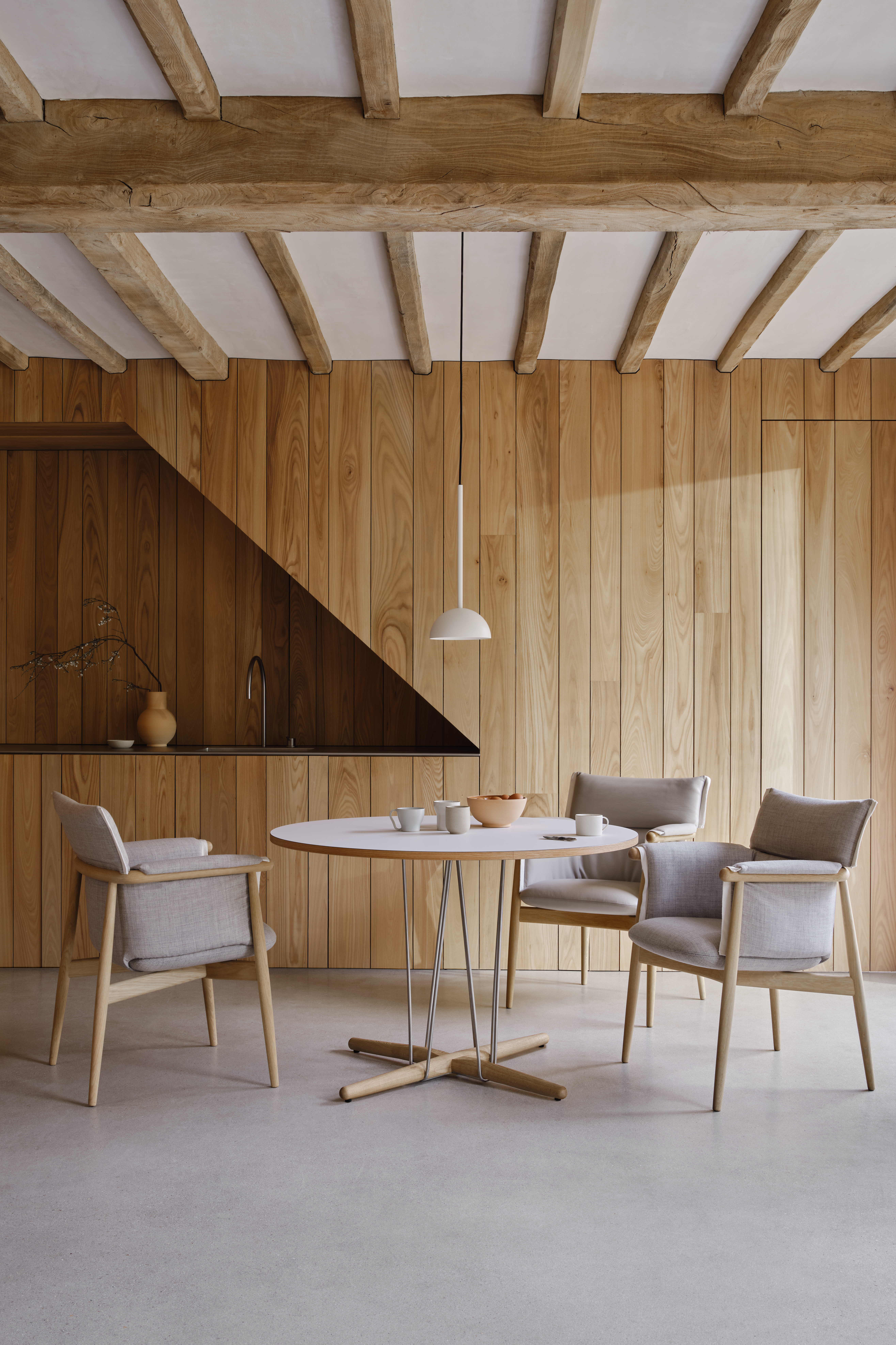 e005-oak-whiteoil-clara144-e020-o110-oak-oil-laminate-white-stainlesssteel-e005-oak-oil-thor310-80280042-80280022