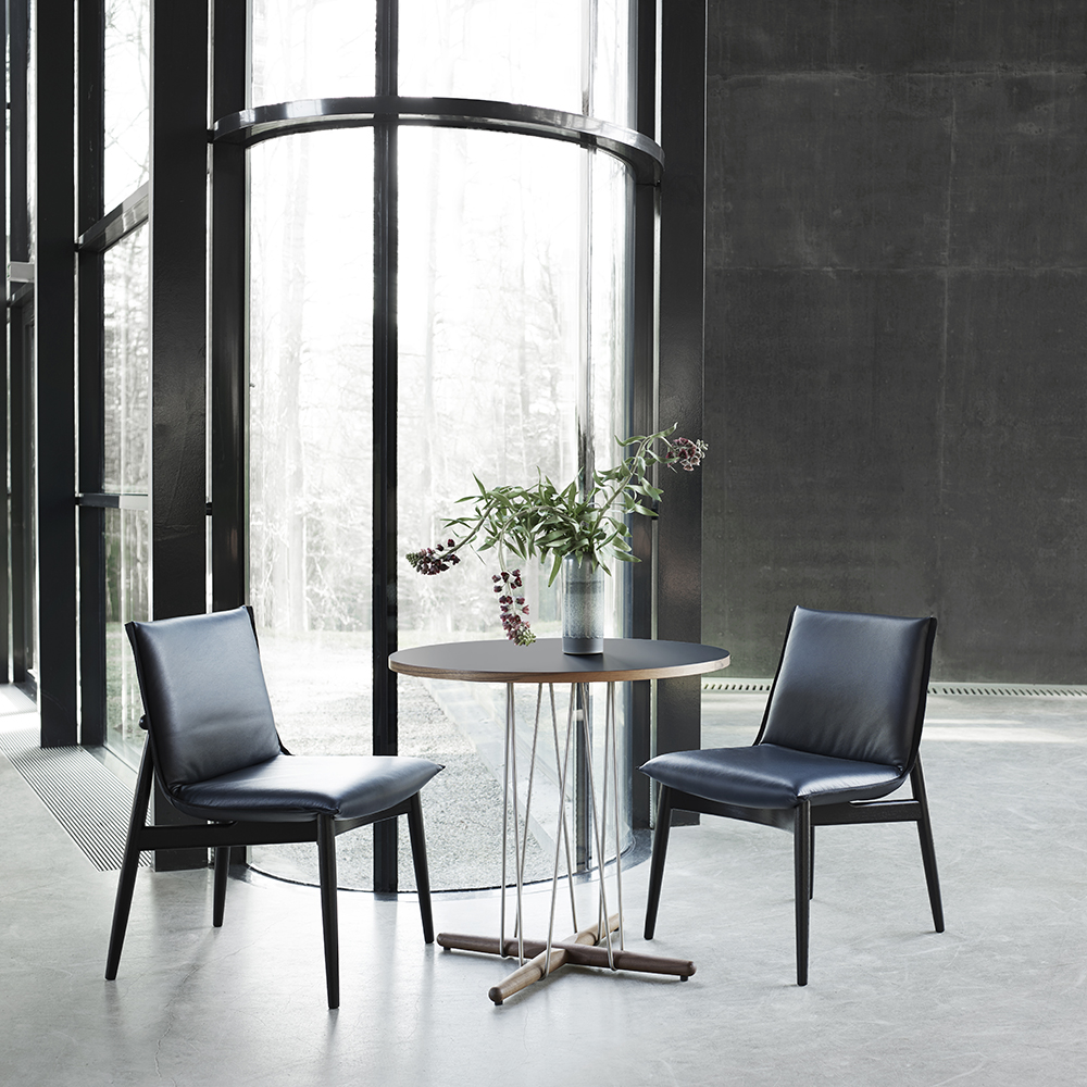 E020 Embrace Table