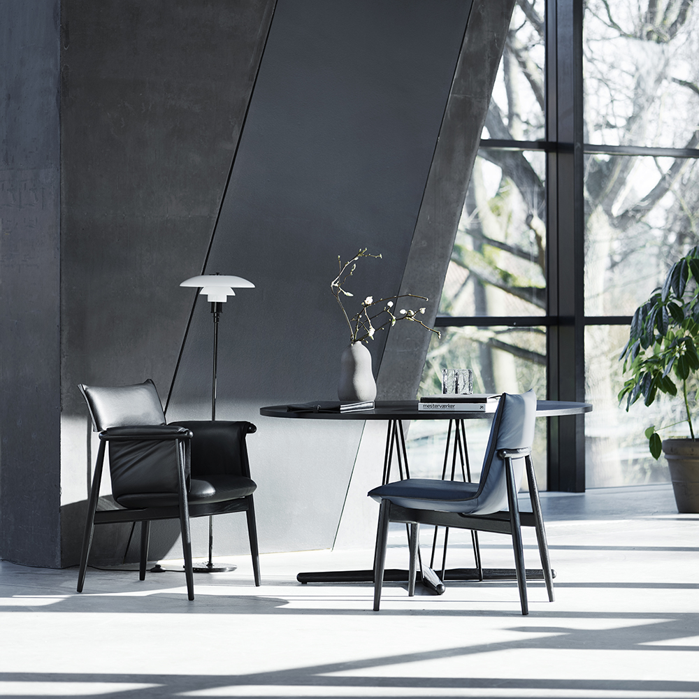 E020 Embrace Table