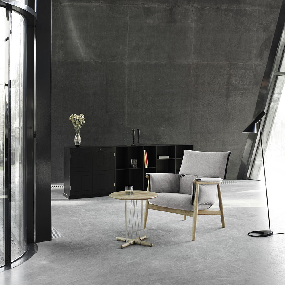 E021 Embrace Lounge Table