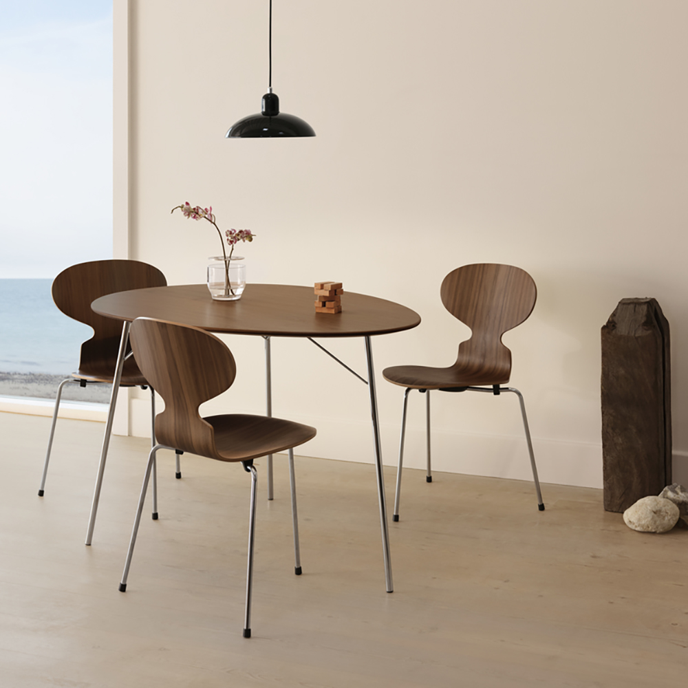 Egg Table