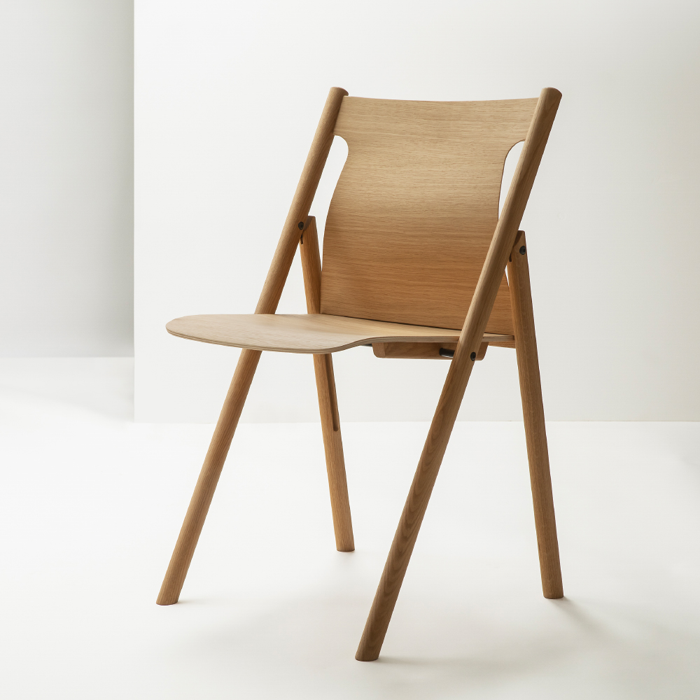 Faneeri Folding Chair