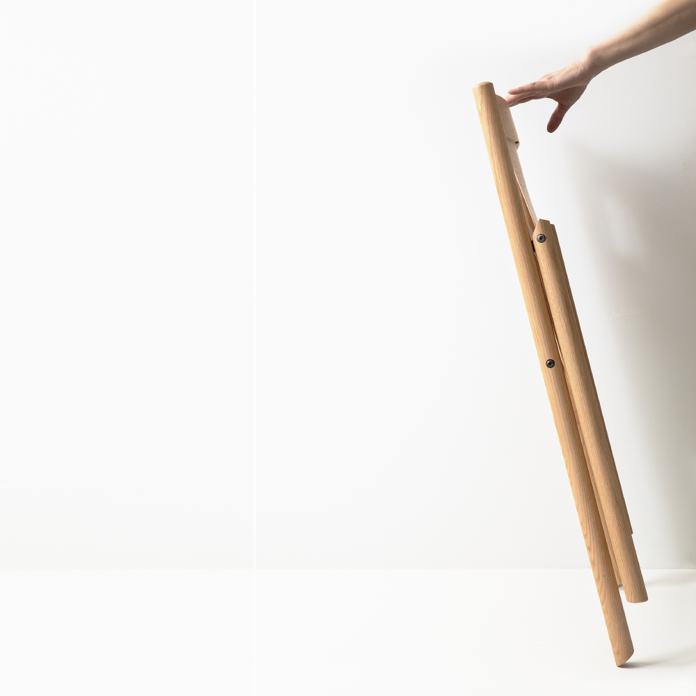 Faneeri Folding Chair