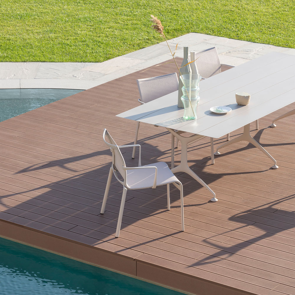 Frametable Outdoor