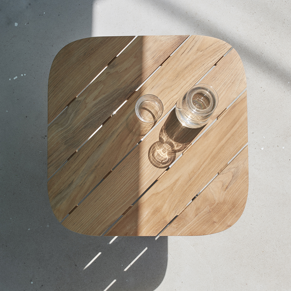 Lilium Lounge Table