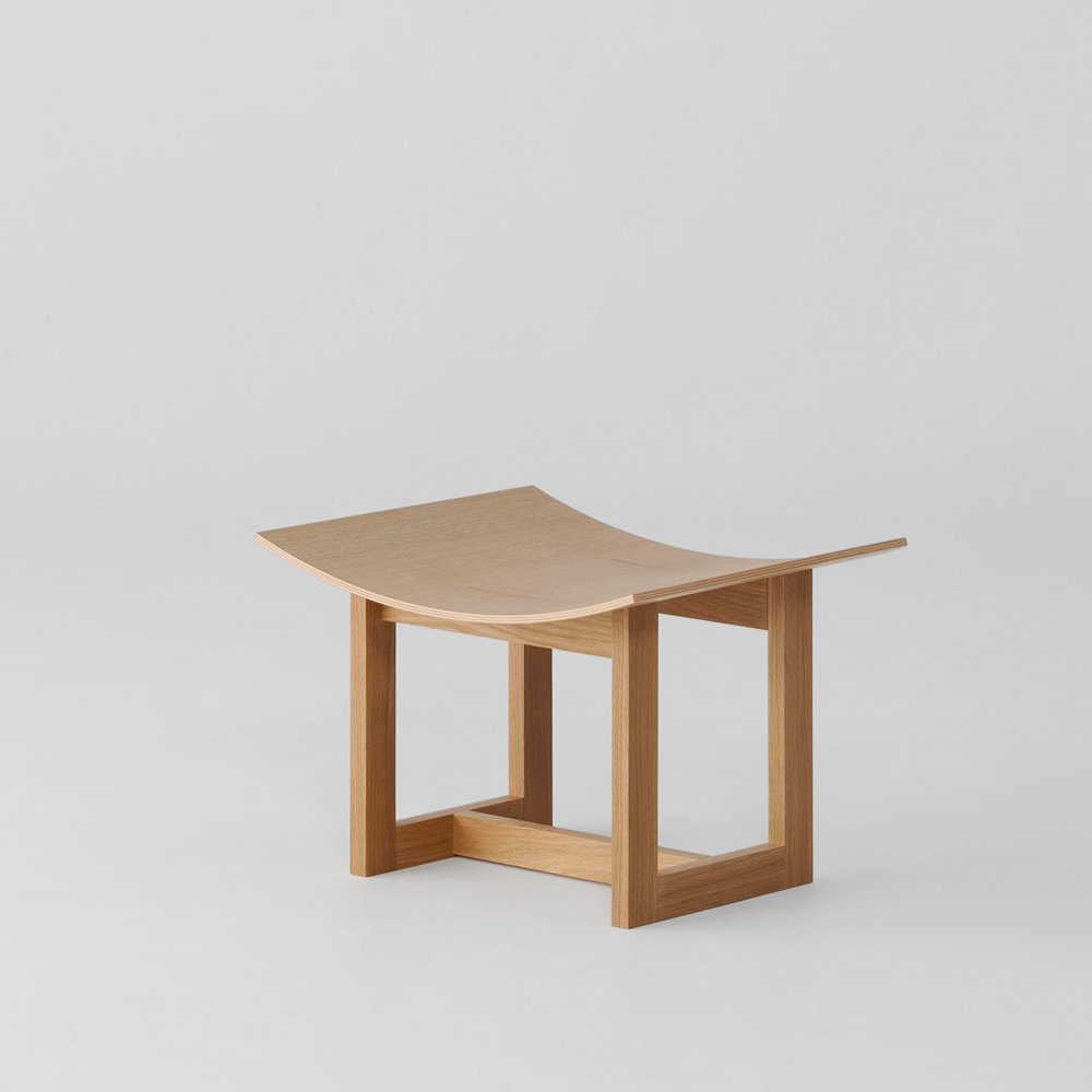 Makuri Stool