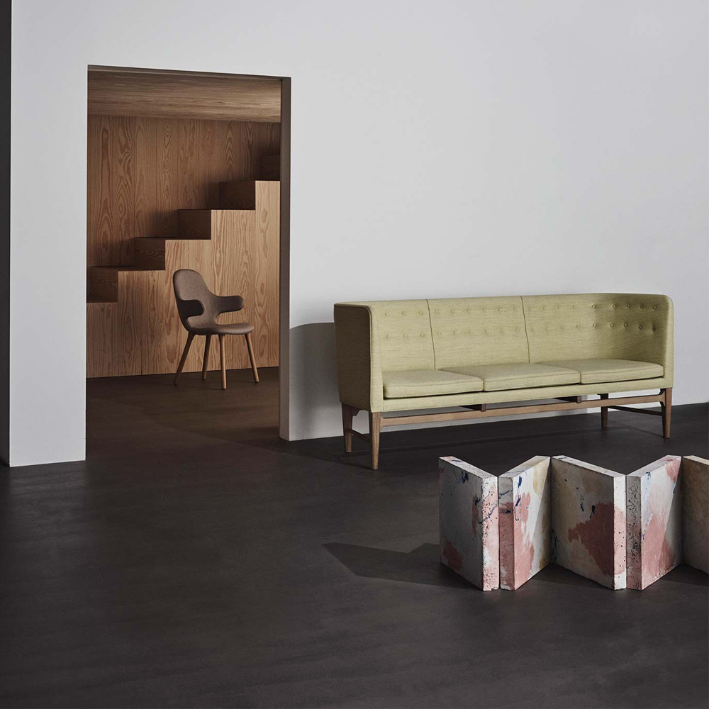 Mayor Sofa