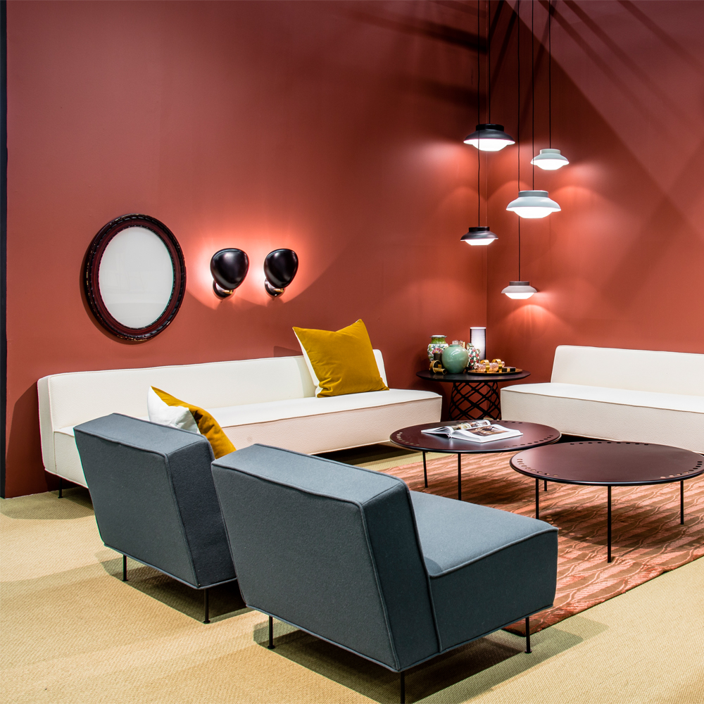 Modern Line Lounge