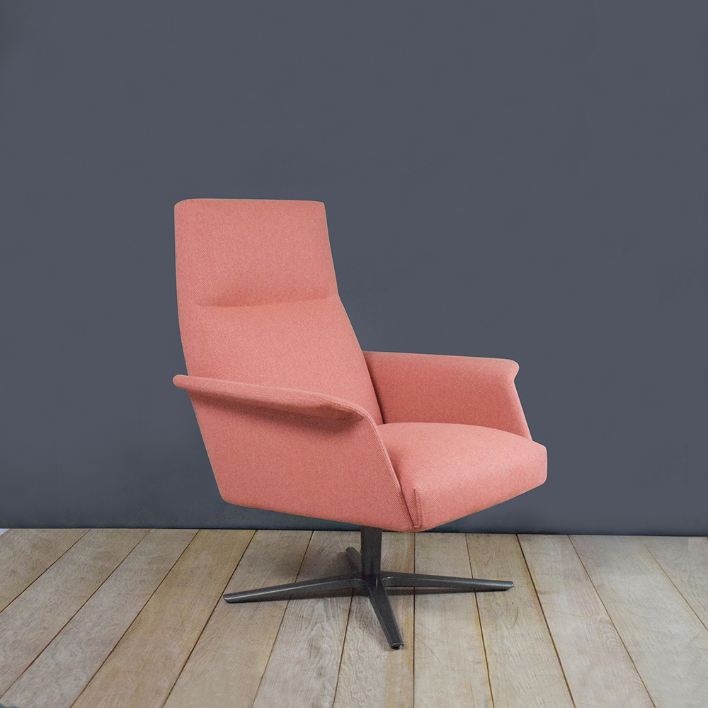 Nilson Armchair