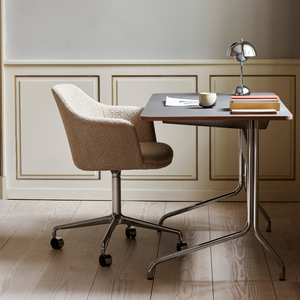 Pavilion Table