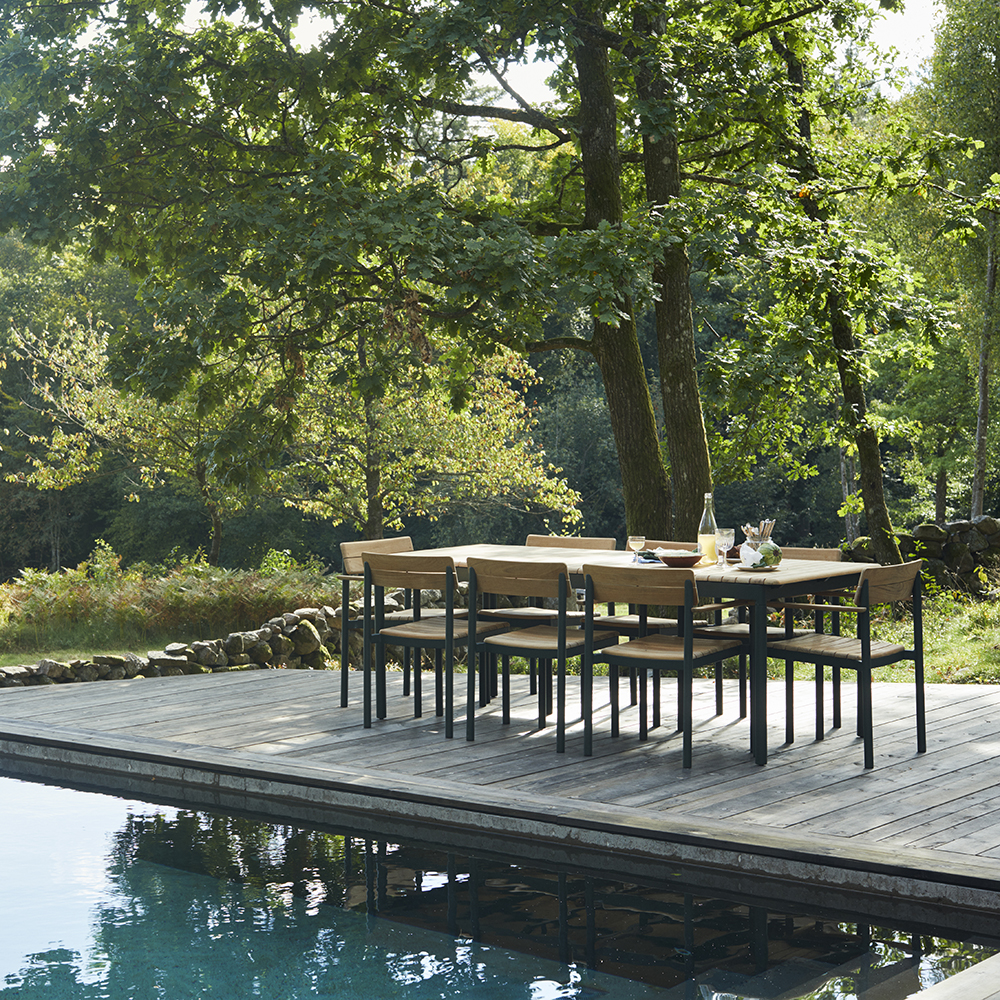 Pelagus Armchair