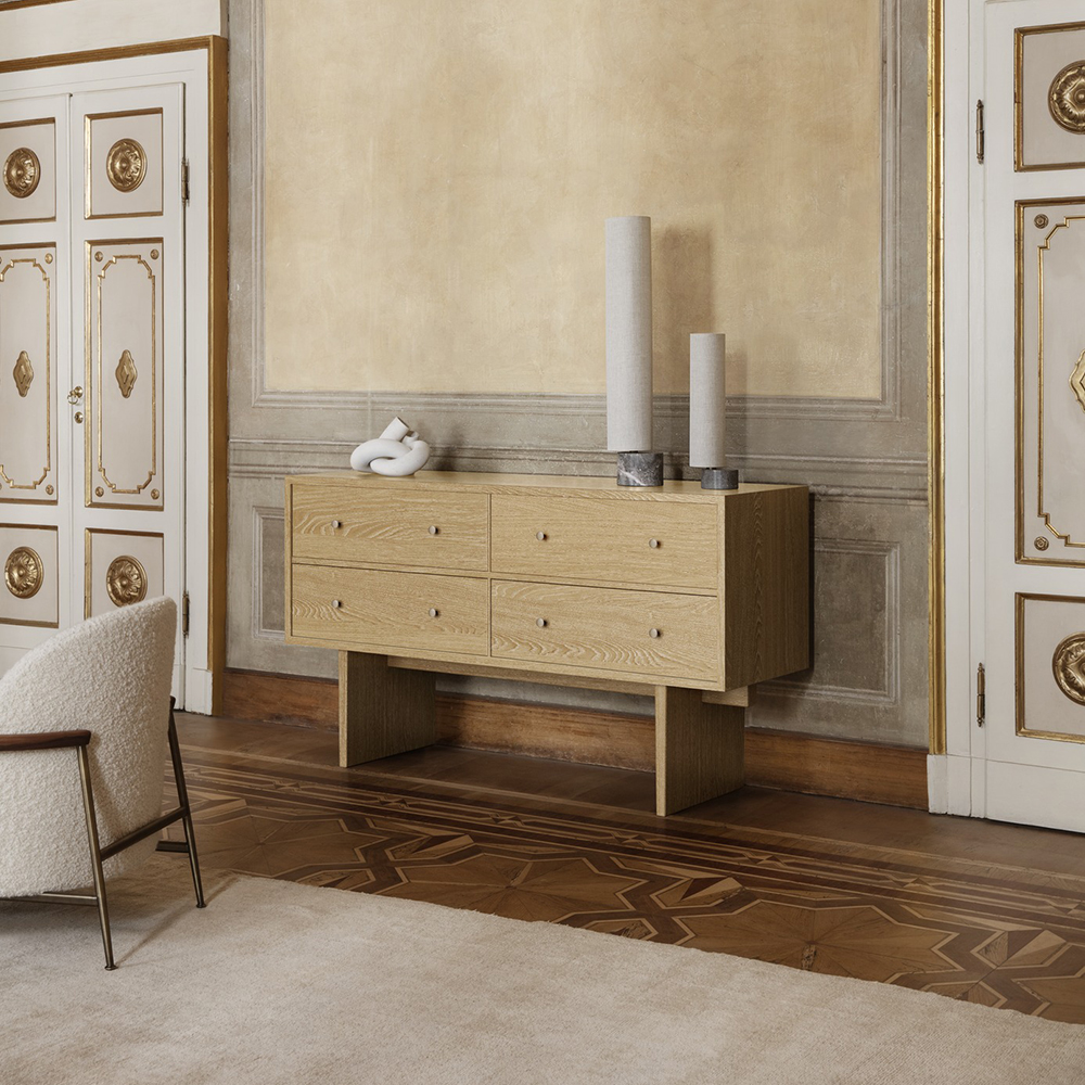 Private Sideboard