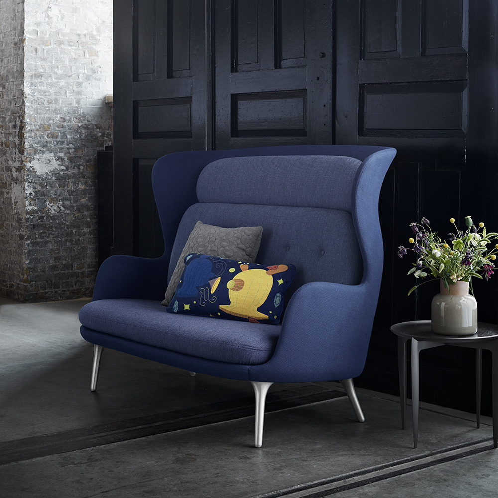 Ro™ Sofa