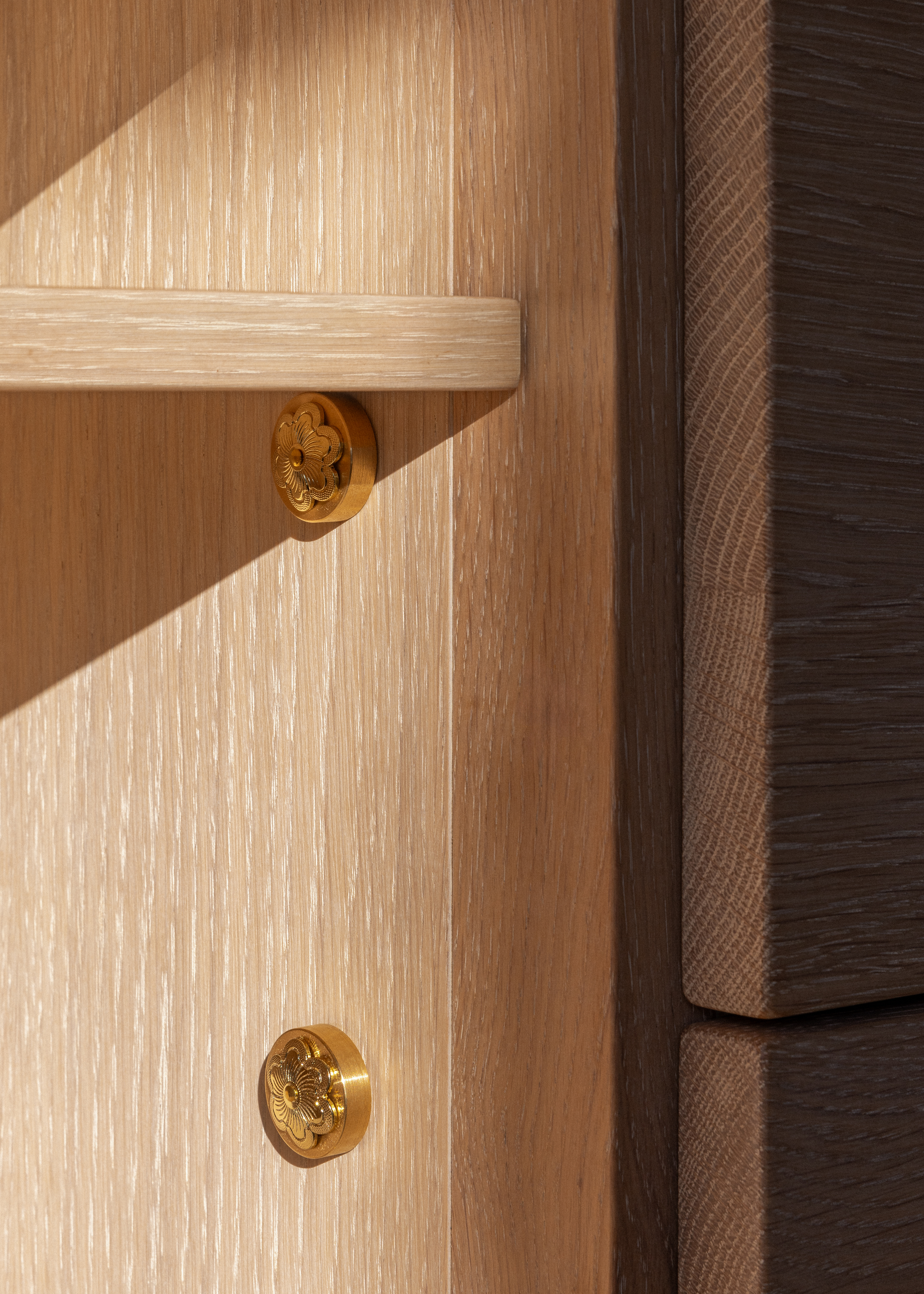 seitz-modern-home-appenzeller-sideboard-shelf-support-detail