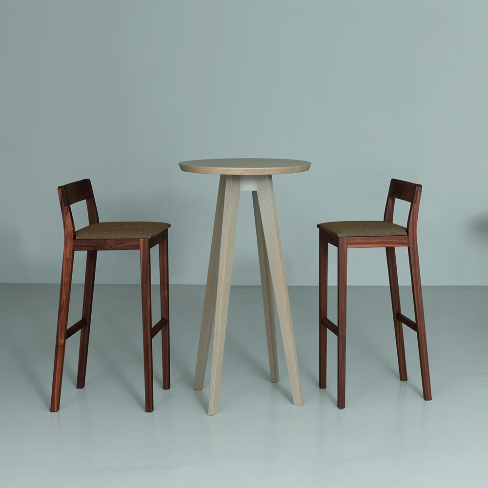 Sit Bar