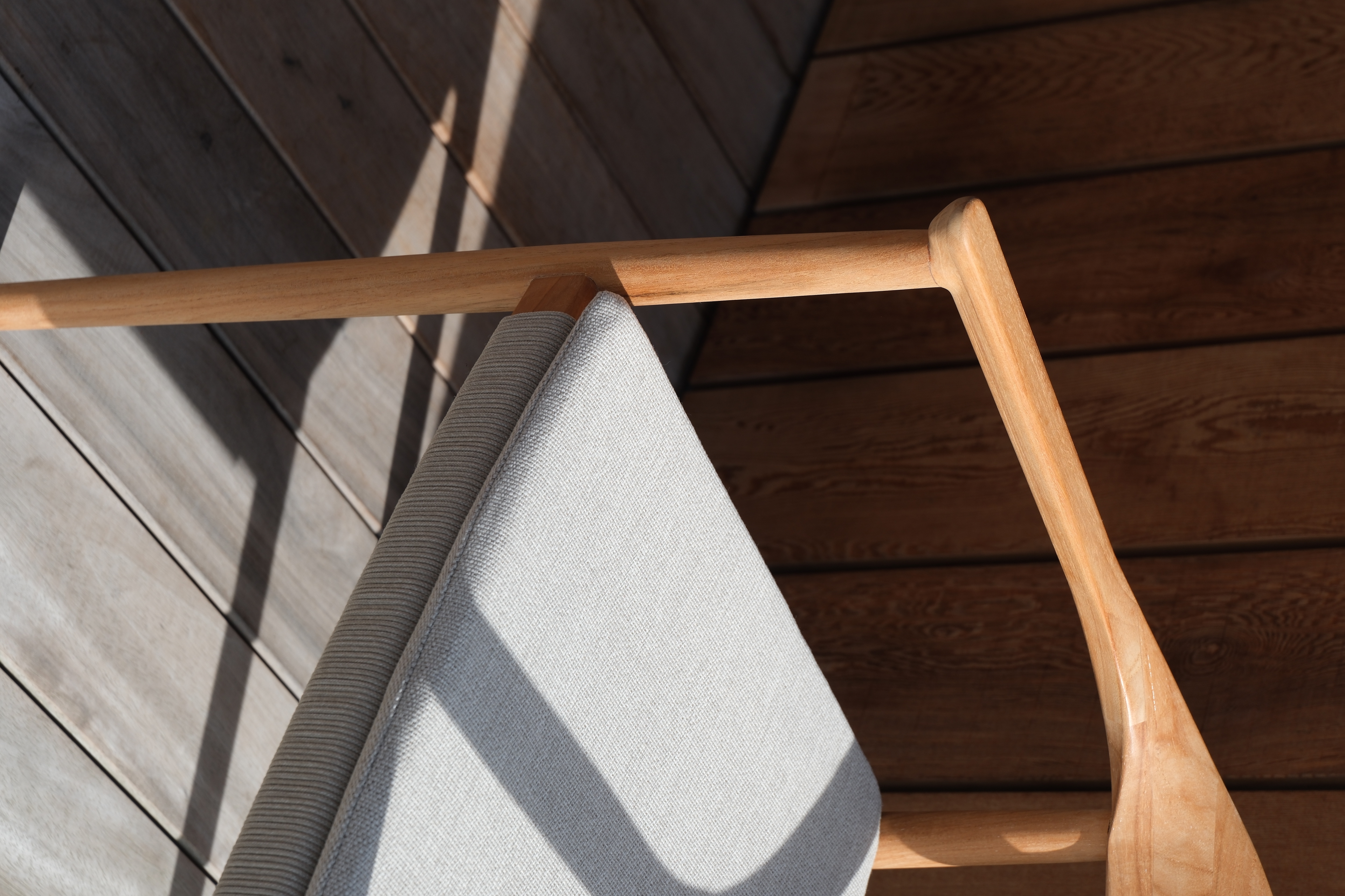 vincnet-sheppard-fika-dining-armchair-with-cushion-5