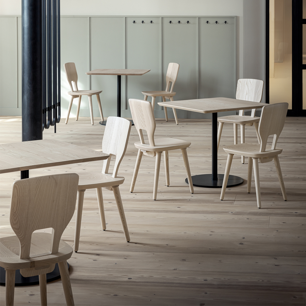 VNA Chair