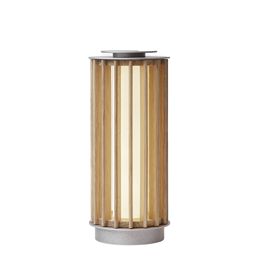 1000x1000-atd-packshots-158654a595-numbra-ty3-lacquered-oak-w-aluminium-front-on