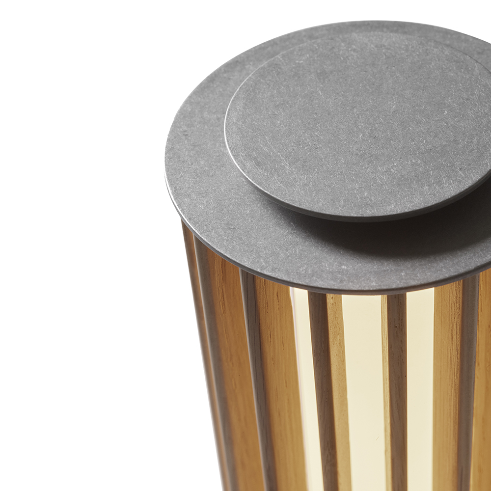 atd-packshots-158654a595-numbra-ty3-lacquered-oak-w-aluminium-detail-on