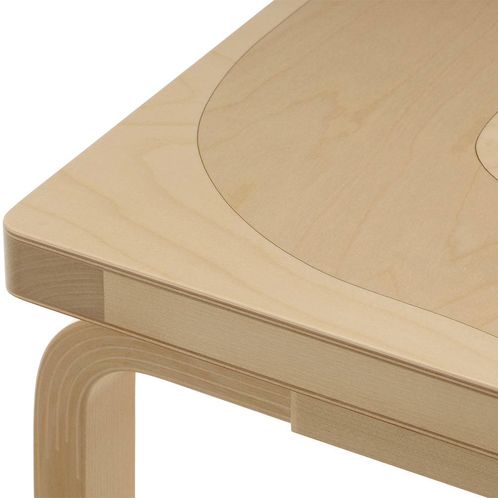 bench-153b-seireeni-close-up-cut-out-master-1781475201