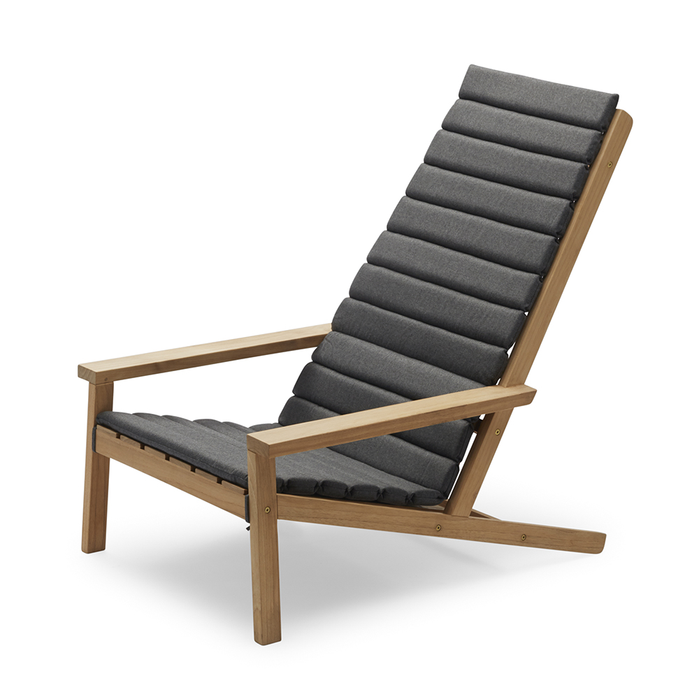 Between Lines Deck Chair
