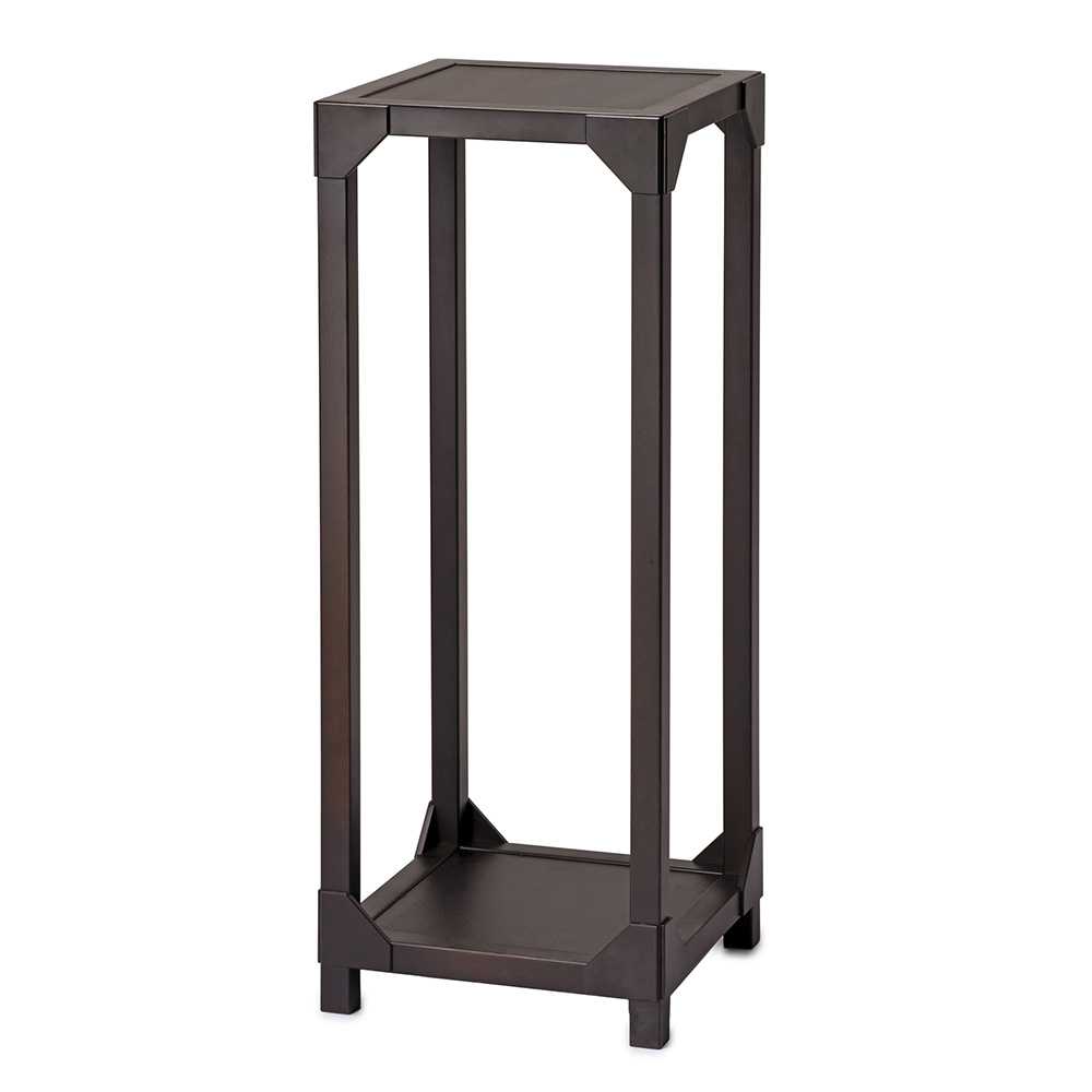 Bleck Pedestal
