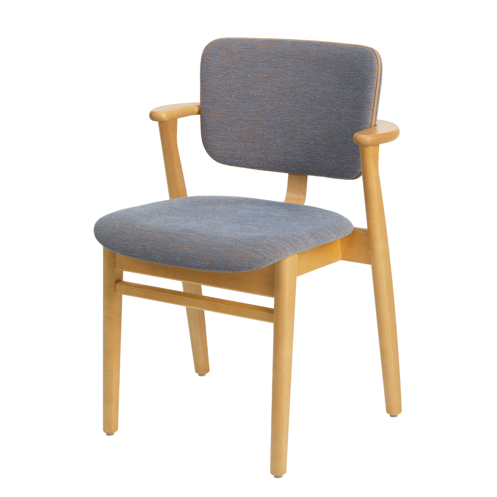 domus-beauty-birch-honey-blue-fabric-nougat-piping